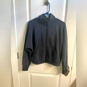 BNWT Lululemon Softstreme zip up sweatshirt 6